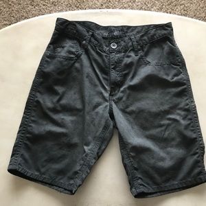 Rock & Republic men’s shorts distressed grey